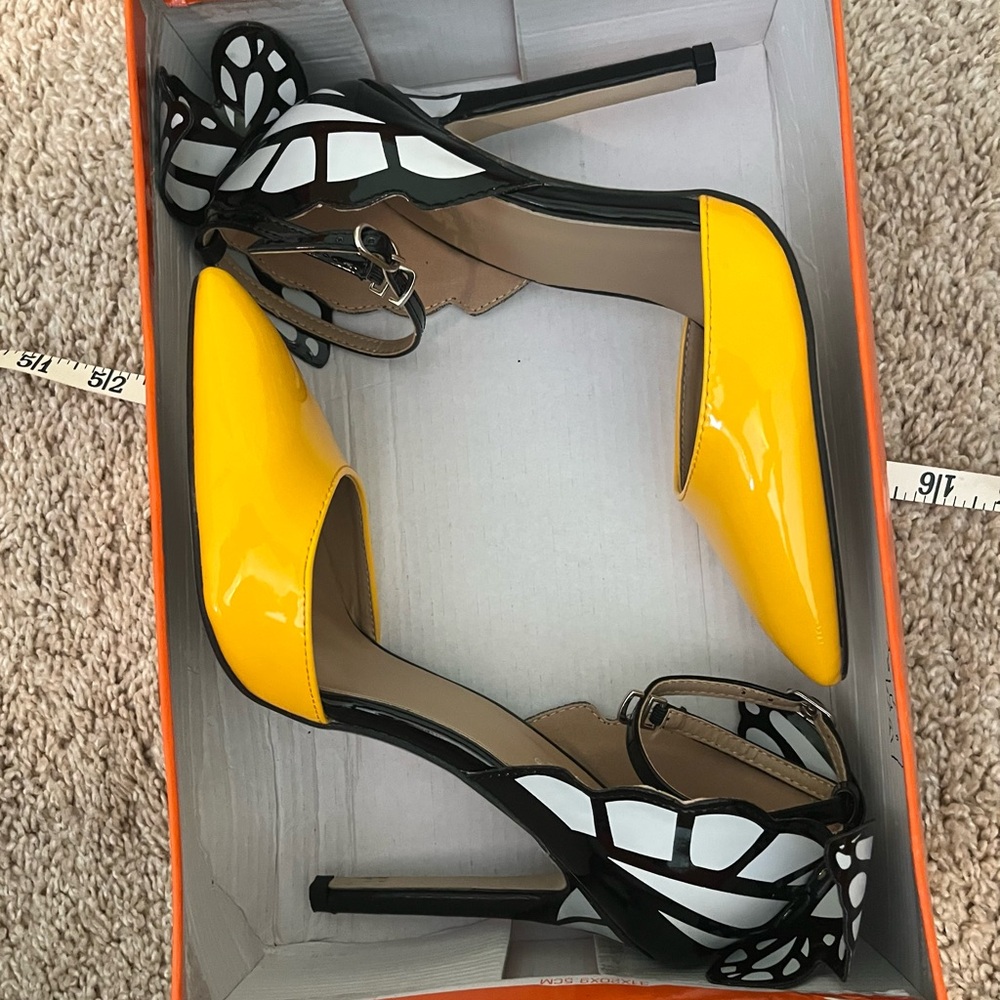 Gumanduo Butterfly Unique High Heels 4.5” - Size 37 (US 7)